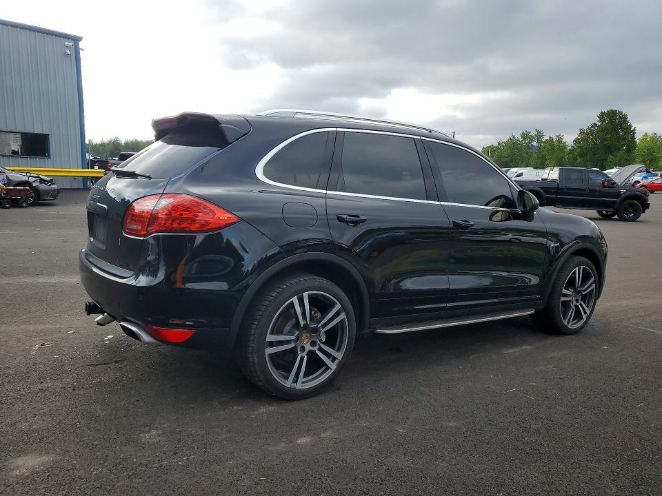 2013 Porsche Cayenne VIN WP1AF2A24DLA37098 COPART salvage auction — REAR END, Or - Salvage Title Certificate, sold $475 on 2026-07-29 (photo 3)