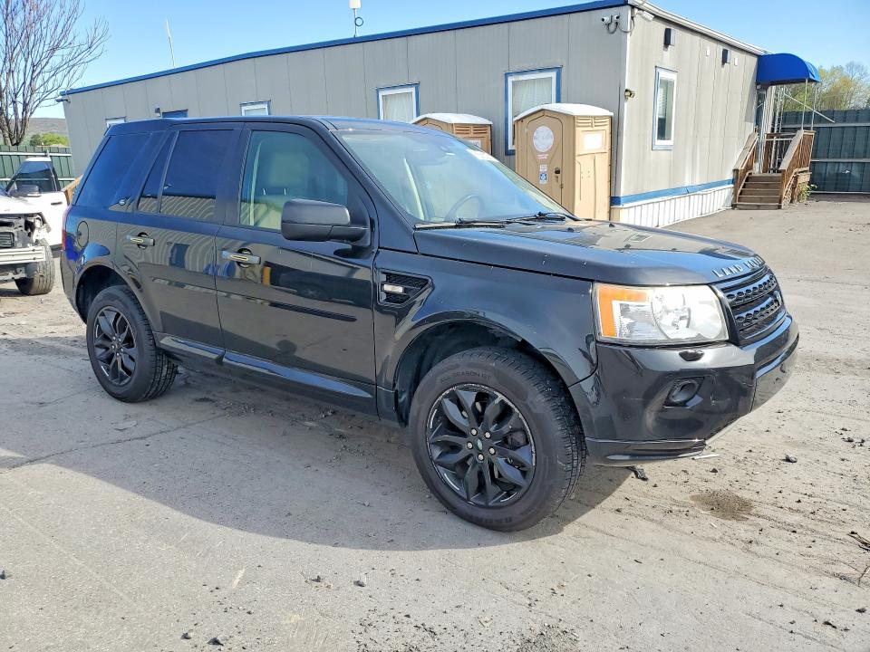 2011 Land rover Lr2 VIN SALFT2BN7BH231755 COPART salvage auction — REAR END, In - Certificate Of Title, sold $600 on 2026-07-03 (photo 4)