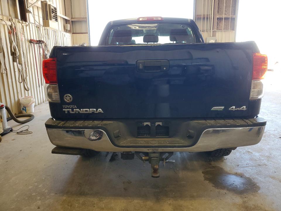 2013 Toyota Tundra VIN 5TFDW5F1XDX317889 COPART salvage auction — SIDE, Tx - Salvage Vehicle Title, sold $5,800 on 2026-07-06 (photo 6)