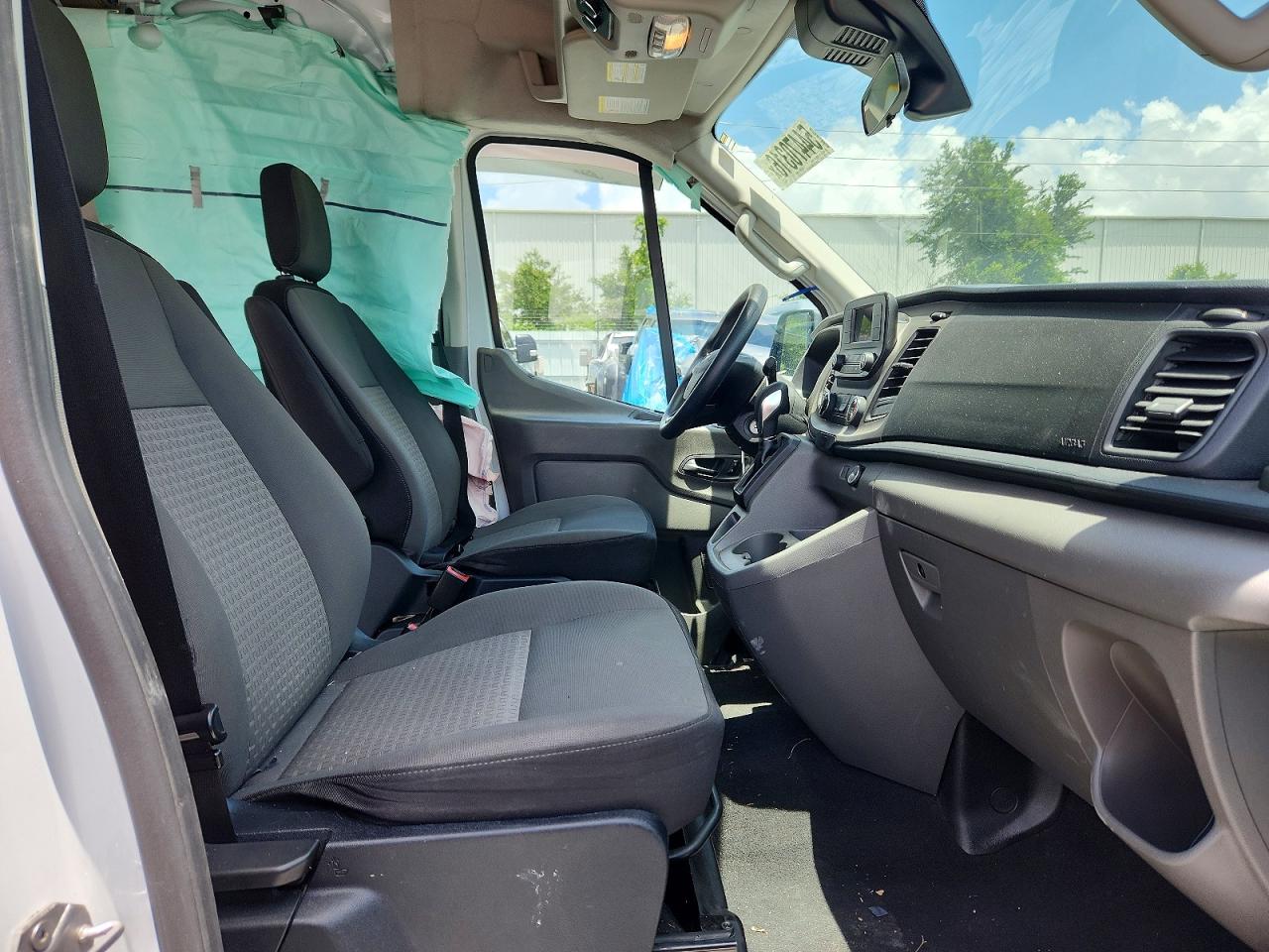 2020 Ford Transit VIN 1FBAX2C80LKB49034 COPART salvage auction — Side, FL - CERTIFICATE OF DESTRUCTION, sold $3,250 on 2026-07-09 (photo 5)