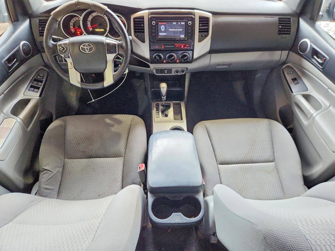 2015 Toyota Tacoma VIN 5TFJU4GN4FX084311 COPART salvage auction — Rear End, TX - SALVAGE VEHICLE TITLE, sold $6,000 on 2026-07-09 (photo 8)