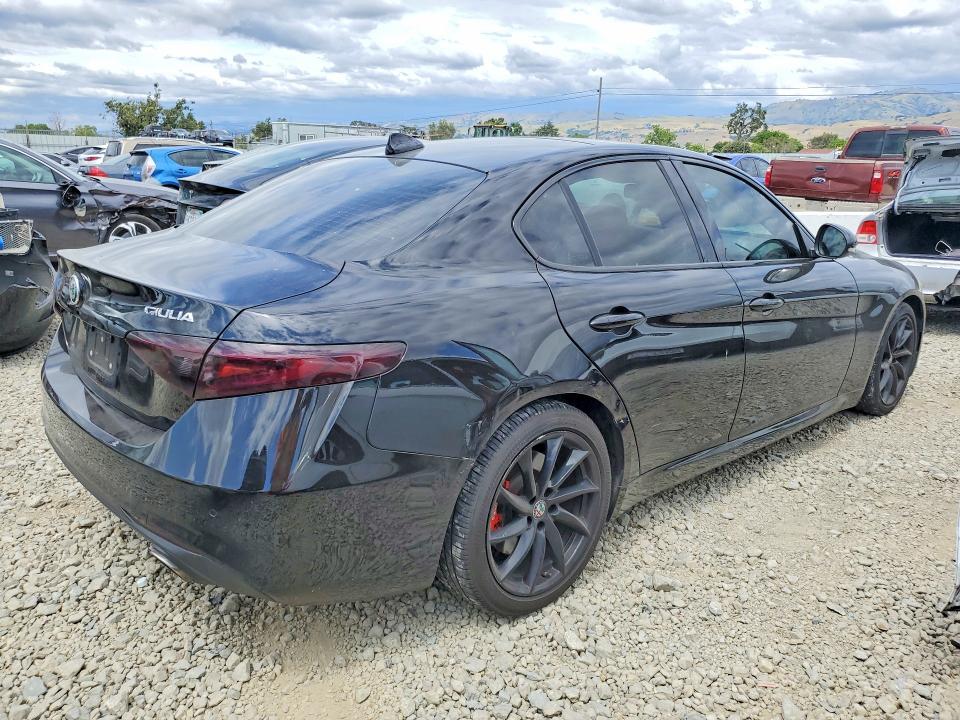 2017 Alfa romeo Giulia VIN ZARFAECN3H7551513 COPART salvage auction — REAR END, Ca - Salvage Certificate, sold $4,050 on 2026-07-23 (photo 3)