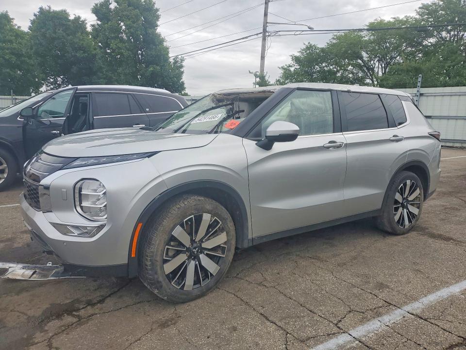 2025 Mitsubishi Outlander VIN JA4J4VA87SZ028302 COPART salvage auction — ALL OVER, Oh - Certificate Of Title, sold $9,600 on 2026-07-15 (photo 1)