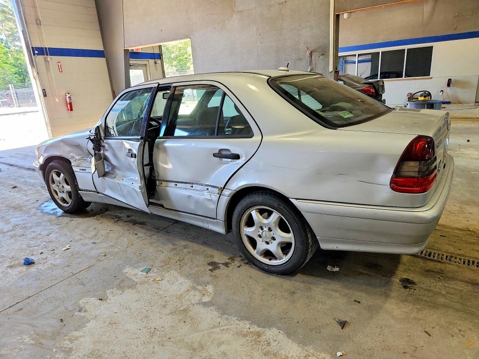 2000 Mercedes-benz C-klasse VIN WDBHA24G1YA858021 COPART salvage auction — SIDE, Va - Cert Of Title - Salvage, sold $725 on 2026-07-17 (photo 2)