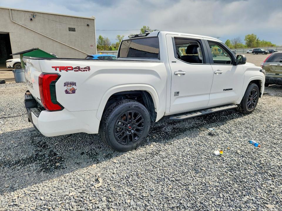 2024 Toyota Tundra VIN 5TFLA5DB8RX181887 COPART salvage auction — MINOR DENT/SCRATCHES, Md - Cert Of Salvage > 75% Damage, sold $15,800 on 2026-07-24 (photo 3)