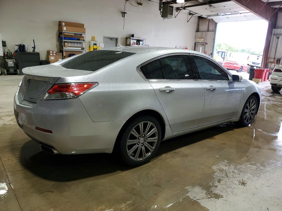 2013 Acura Tl VIN 19UUA8F37DA017961 COPART salvage auction — NORMAL WEAR, In - Certificate Of Title, sold $1,500 on 2026-07-02 (photo 3)