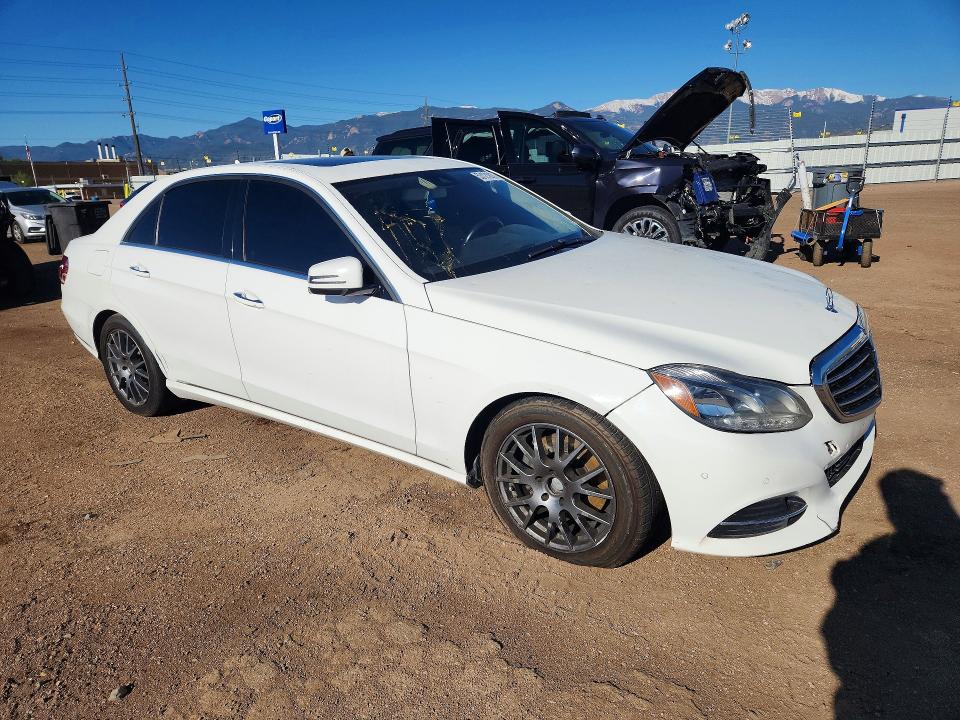 2016 Mercedes-benz E-klasse VIN WDDHF8JB4GB172715 COPART salvage auction — MINOR DENT/SCRATCHES, CO - CERTIFICATE OF TITLE (P), sold $4,550 on 2026-07-29 (photo 4)