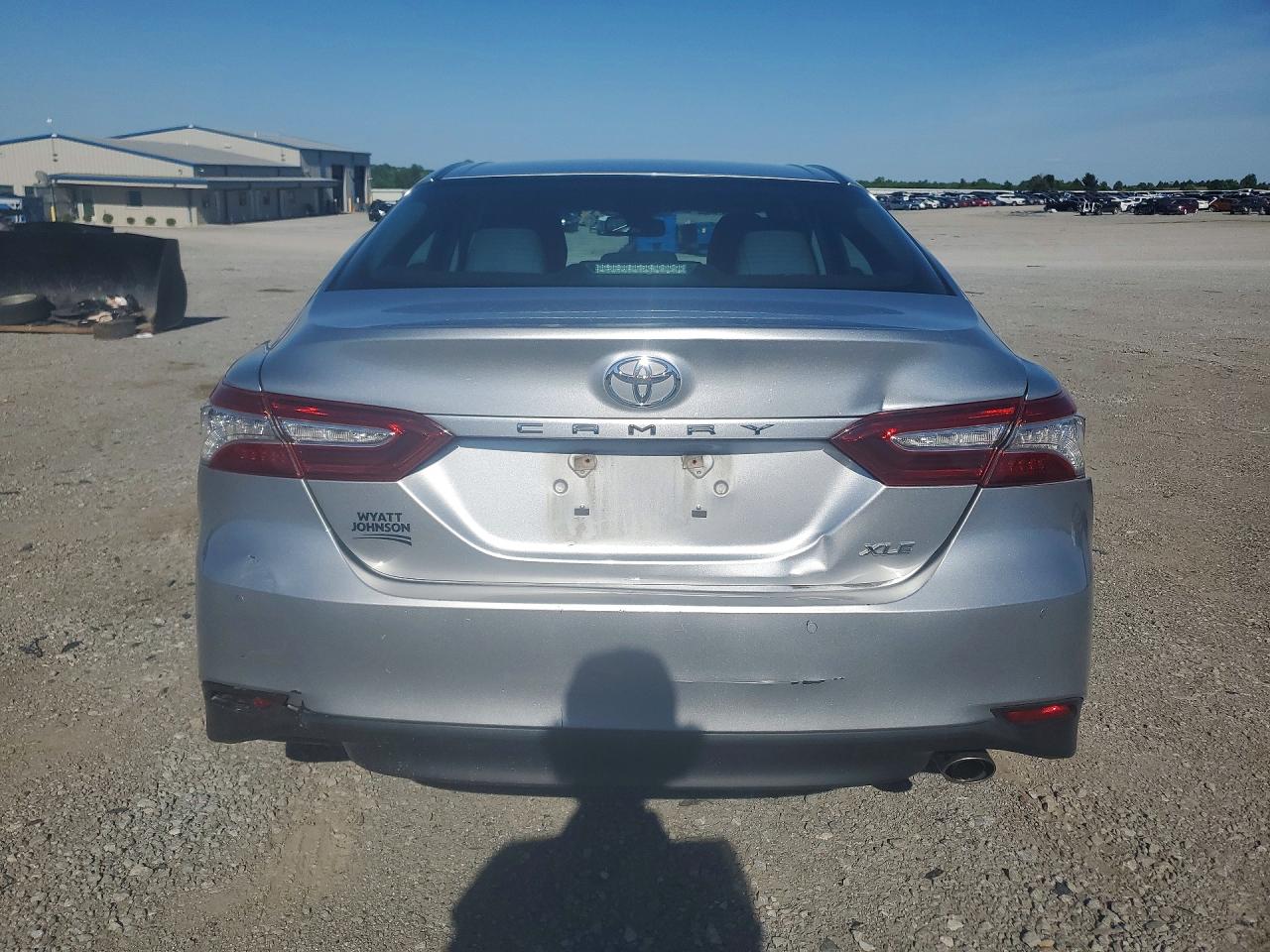 2018 Toyota Camry VIN 4T1B11HK1JU023746 COPART salvage auction — Rear End, KY - CERT OF TITLE-SALVAGE, sold $4,950 on 2026-07-09 (photo 6)