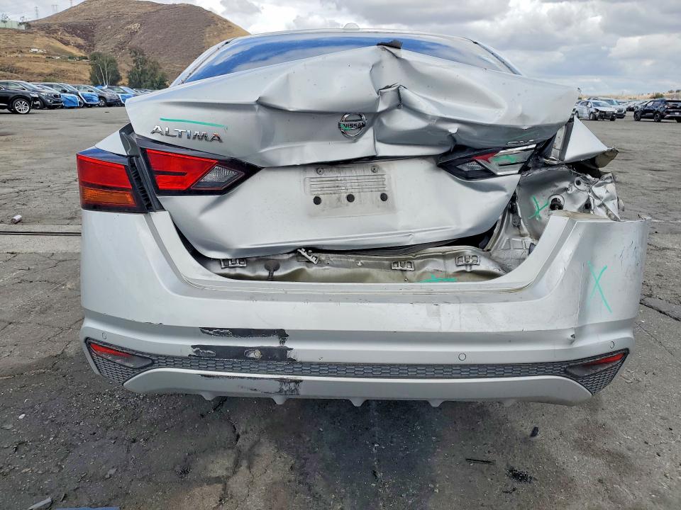 2021 Nissan VIN 1N4BL4DV2MN342268 COPART salvage auction — REAR END, CA - SALVAGE CERTIFICATE, sold $3,400 on 2026-07-02 (photo 6)