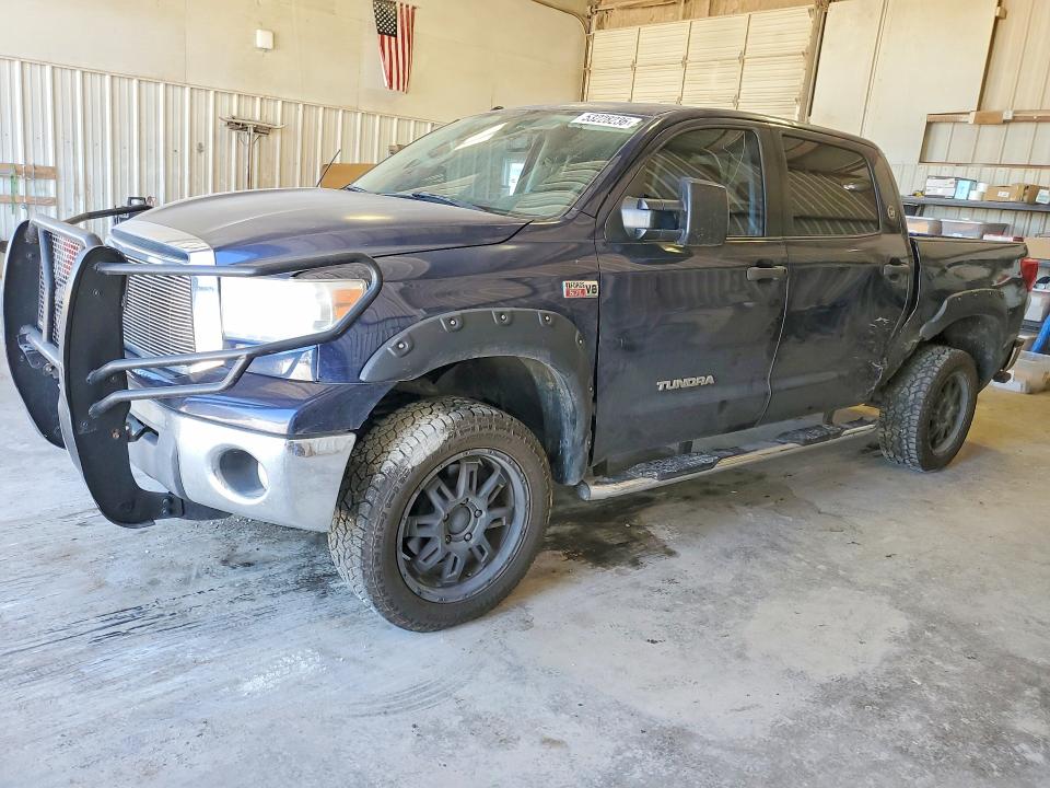 2013 Toyota Tundra VIN 5TFDW5F1XDX317889 COPART salvage auction — SIDE, Tx - Salvage Vehicle Title, sold $5,800 on 2026-07-06 (photo 1)