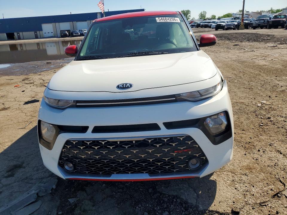 2020 Kia Soul VIN KNDJ63AU7L7119147 COPART salvage auction — SIDE, Salvage Title, sold $2,850 on 2026-07-10 (photo 5)