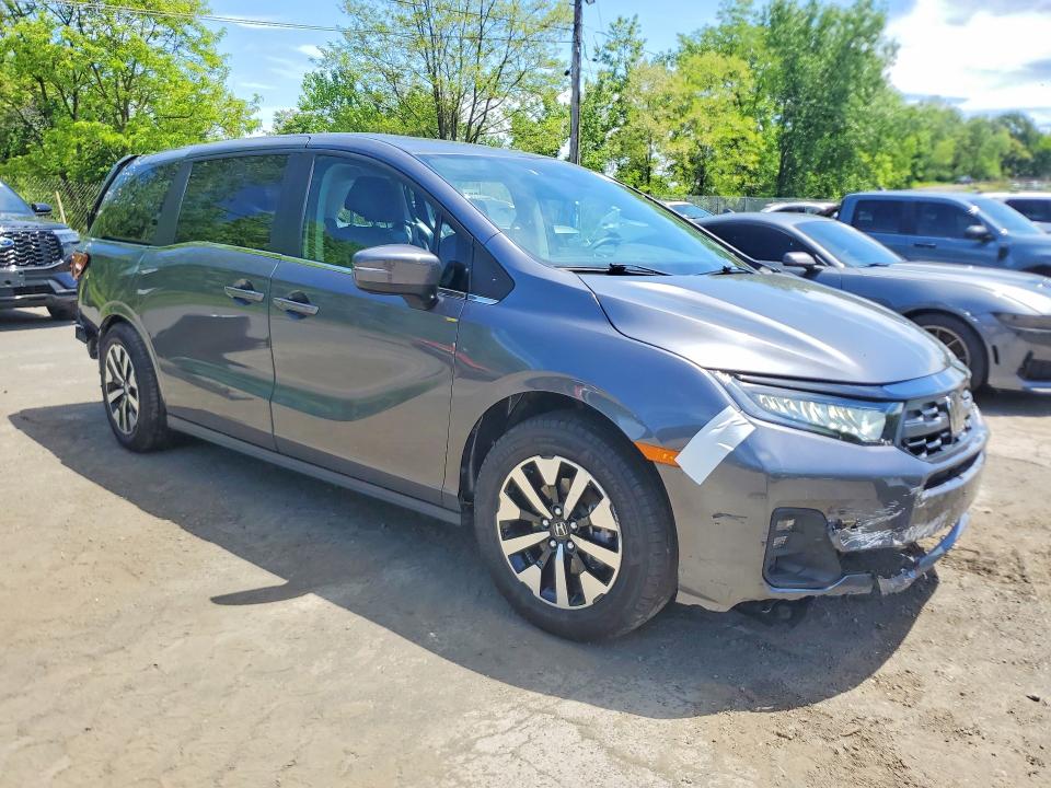 2025 Honda Odyssey VIN 5FNRL6H66SB074067 COPART salvage auction — REAR END, FL - CERTIFICATE OF DESTRUCTION, sold $7,100 on 2026-07-28 (photo 4)