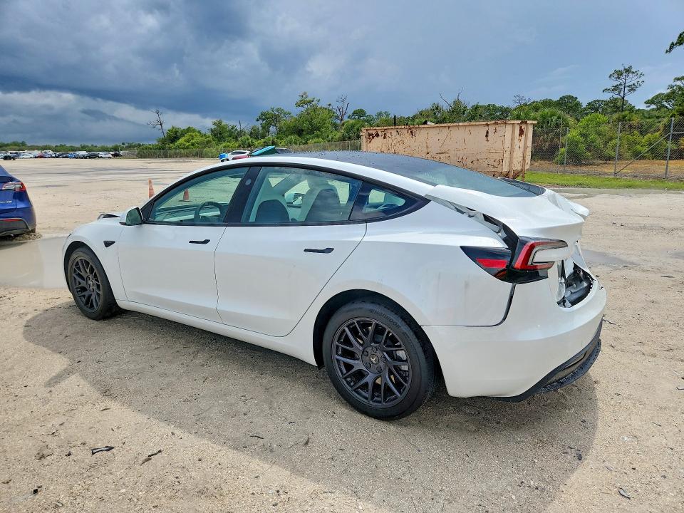 2024 Tesla VIN 5YJ3E1EB2RF810999 COPART salvage auction — REAR END, Fl - Cert Of Title Slvg Rebuildable, sold $11,500 on 2026-07-15 (photo 2)