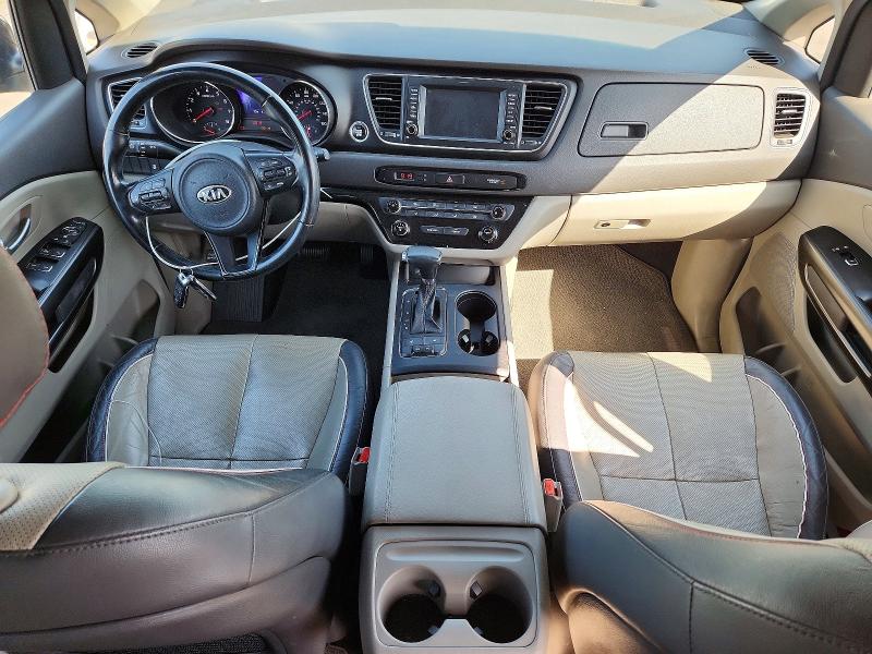 2017 Kia SEDONA VIN KNDMB5C17H6246758 COPART salvage auction — MINOR DENT/SCRATCHES, Ca - Dis/Dlr/Exp Only Clean Title (P), sold $1,450 on 2026-07-16 (photo 8)