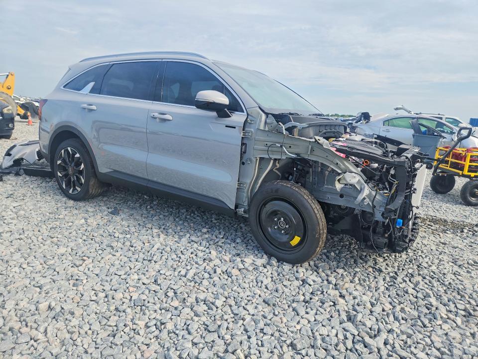 2026 Kia Sorento VIN 5XYRH4JF1TG451074 COPART salvage auction — FRONT END, Id - Salvage Certificate Of Title, sold $14,400 on 2026-07-31 (photo 4)