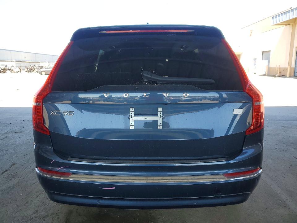 2024 Volvo VIN YV4H60LE3R1202764 COPART salvage auction — FRONT END, Ca - Salvage Certificate, sold $19,400 on 2026-07-07 (photo 6)