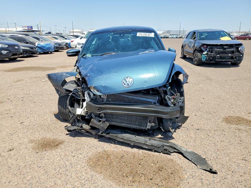 2018 Volkswagen Beetle VIN 3VWFD7AT3JM707010 COPART salvage auction — FRONT END, In - Certificate Of Title, sold $250 on 2026-07-09 (photo 5)