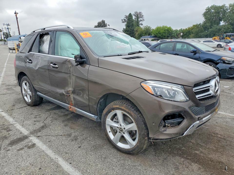 2018 Mercedes-benz Gle VIN 4JGDA5HB6JB029568 COPART salvage auction — ROLLOVER, Ca - Salvage Certificate, sold $8,300 on 2026-07-31 (photo 4)