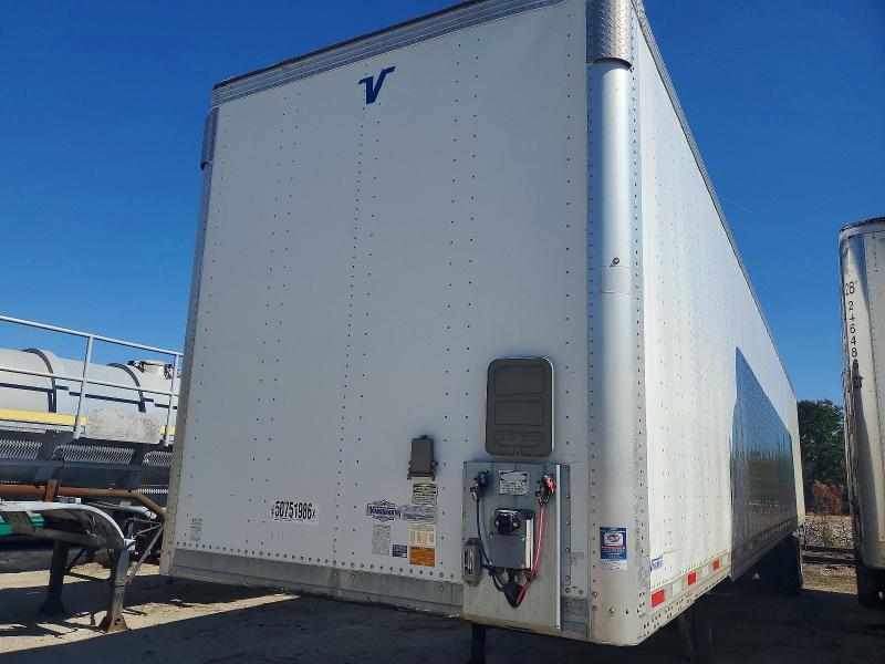 2022 Vanguard Maxcube 53 VIN 5V8VA5324NT200122 COPART salvage auction — BURN, SC - CERT OF TITLE-SALVAGE FIRE, sold $6,900 on 2026-07-31 (photo 2)