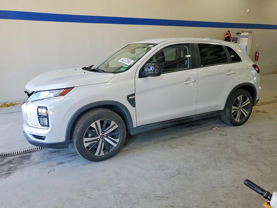 2025 Mitsubishi VIN JA4ARUAU4SU011298 COPART salvage auction — FRONT END, Va - Cert Of Title - Salvage, sold $8,000 on 2026-07-10 (photo 1)