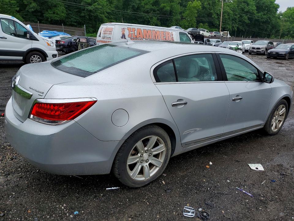 2011 Buick Lacrosse VIN 1G4GC5ED9BF157987 COPART salvage auction — MINOR DENT/SCRATCHES, Pa - Cert Of Title, sold $500 on 2026-07-09 (photo 3)