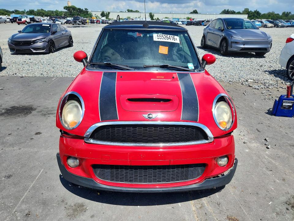 2010 Mini Cooper VIN WMWMS3C51ATY08889 COPART salvage auction — STRIPPED, Fl - Cert Of Title-Slvg Rebld Flood, sold $475 on 2026-07-27 (photo 5)