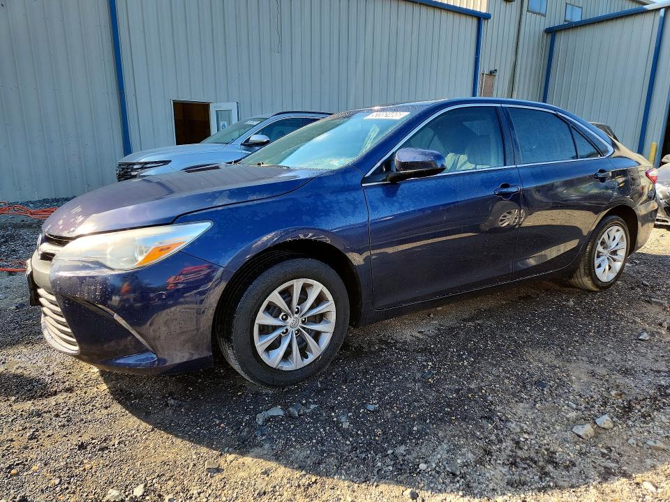 2017 Toyota Camry VIN 4T1BF1FK3HU687383 COPART salvage auction — MINOR DENT/SCRATCHES, Wv - Certificate Of Title, sold $2,700 on 2026-07-09 (photo 1)