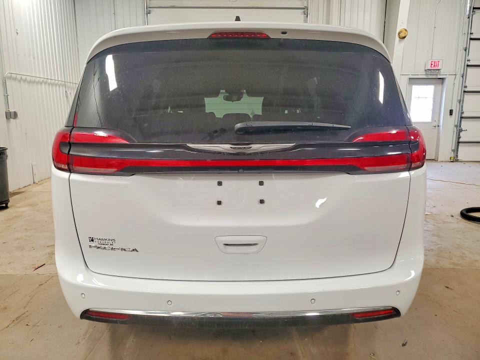 2024 Chrysler VIN 2C4RC1BG7RR122906 COPART salvage auction — HAIL, Mn - Cert Of Title-Salvage, sold $13,600 on 2026-07-02 (photo 6)