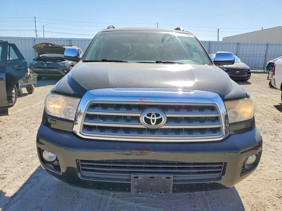 2008 Toyota Sequoia VIN 5TDBY68AX8S012280 COPART salvage auction — HAIL, Ia - Cert Of Title-Salvage Title, sold $800 on 2026-07-29 (photo 5)