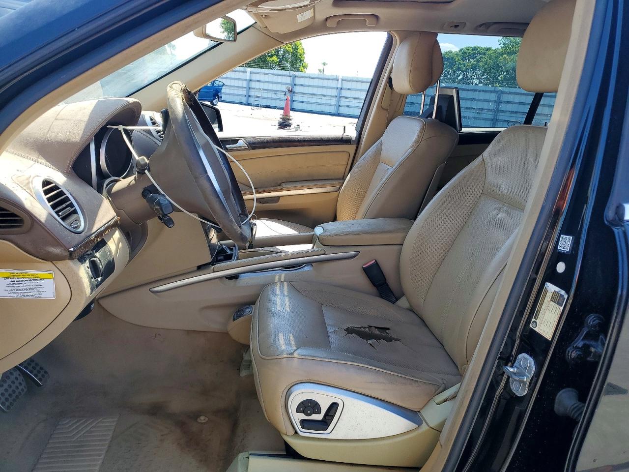 2011 Mercedes-Benz GL-Class VIN 4JGBF8GEXBA739411 COPART salvage auction — Mechanical, FL - CERTIFICATE OF TITLE (P), sold $700 on 2026-07-01 (photo 7)