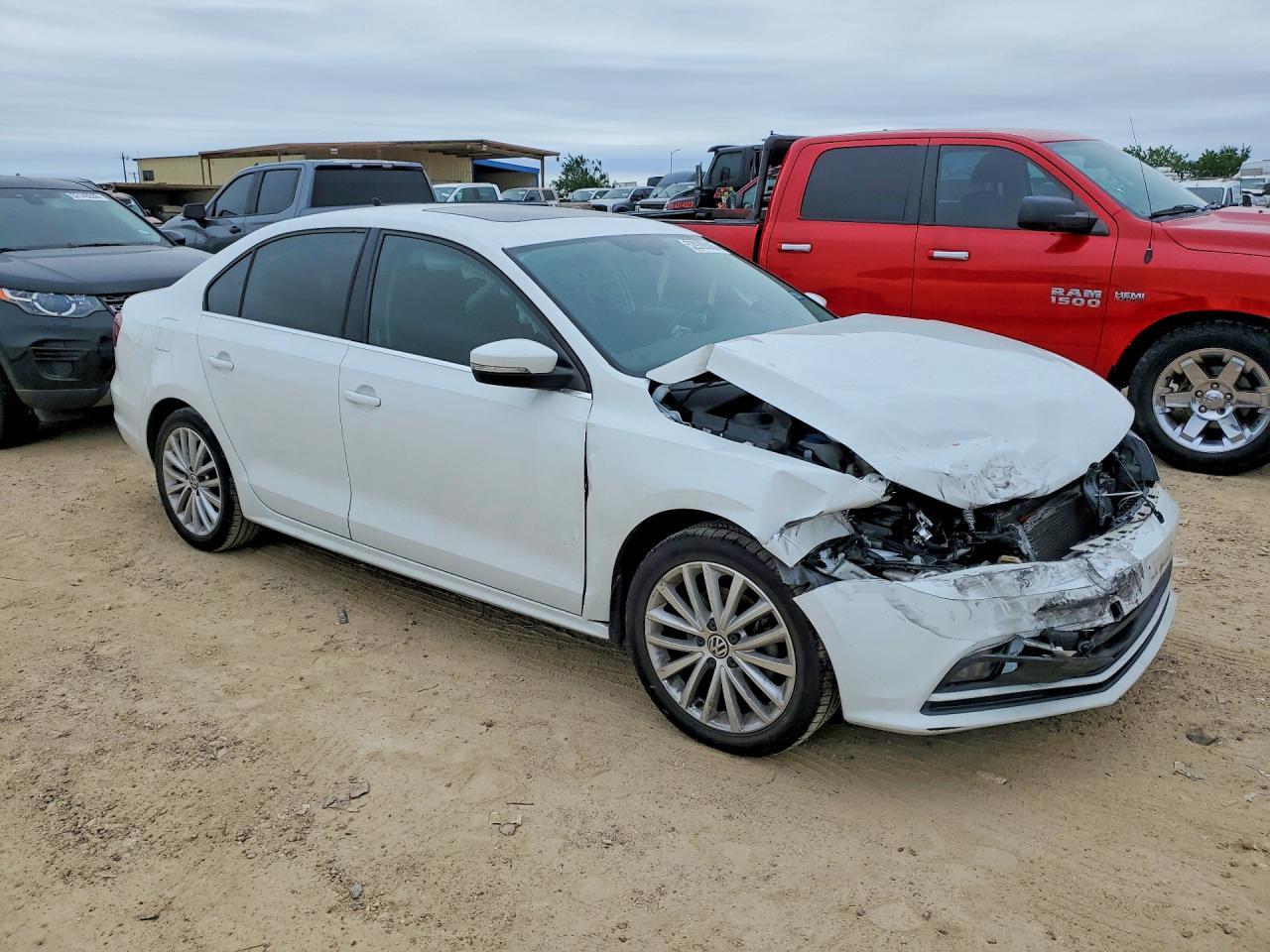 2016 Volkswagen Jetta VIN 3VWL07AJ6GM379457 COPART salvage auction — Front End, TX - SALVAGE VEHICLE TITLE, sold $1,800 on 2026-06-25 (photo 4)