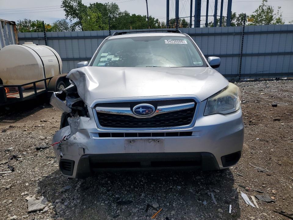 2014 Subaru Forester VIN JF2SJAEC7EH423876 COPART salvage auction — FRONT END, Il - Salvage Certificate, sold $1,850 on 2026-07-08 (photo 5)