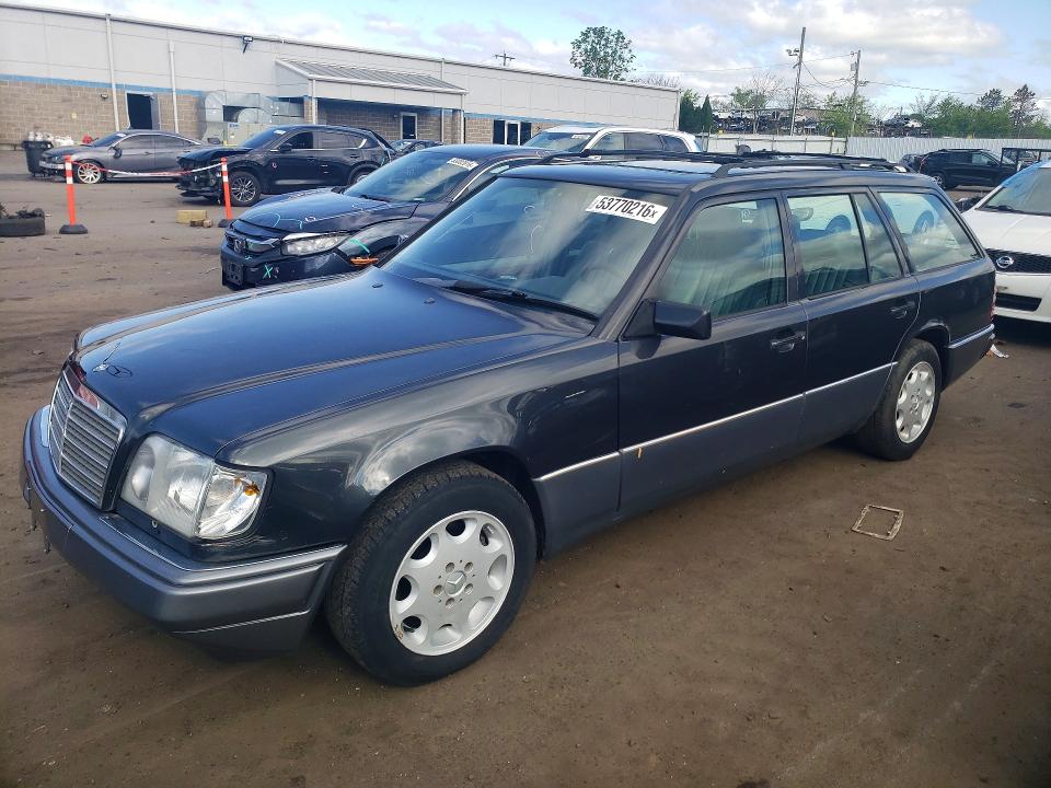 1994 Mercedes-benz E-class VIN WDBEA92E4RF285312 COPART salvage auction — NORMAL WEAR, Ct - Cert Of Title-Salvage, sold $3,500 on 2026-07-08 (photo 1)