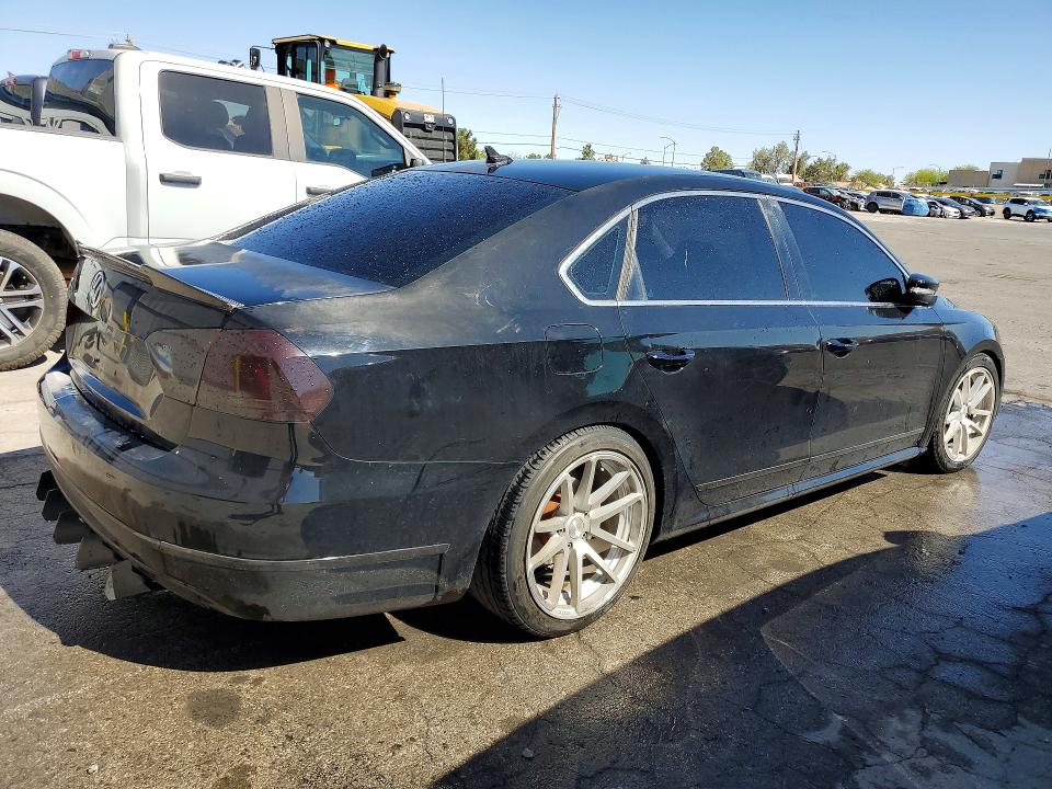 2015 Volkswagen Passat VIN 1VWCV7A38FC036071 COPART salvage auction — MINOR DENT/SCRATCHES, Nv - Certificate Of Title, sold $1,400 on 2026-07-20 (photo 3)