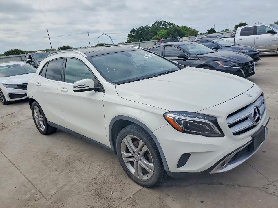 2015 Mercedes-benz VIN WDCTG4GB2FJ100881 COPART salvage auction — REAR END, Tx - Certificate Of Title, sold $3,250 on 2026-08-17 (photo 4)