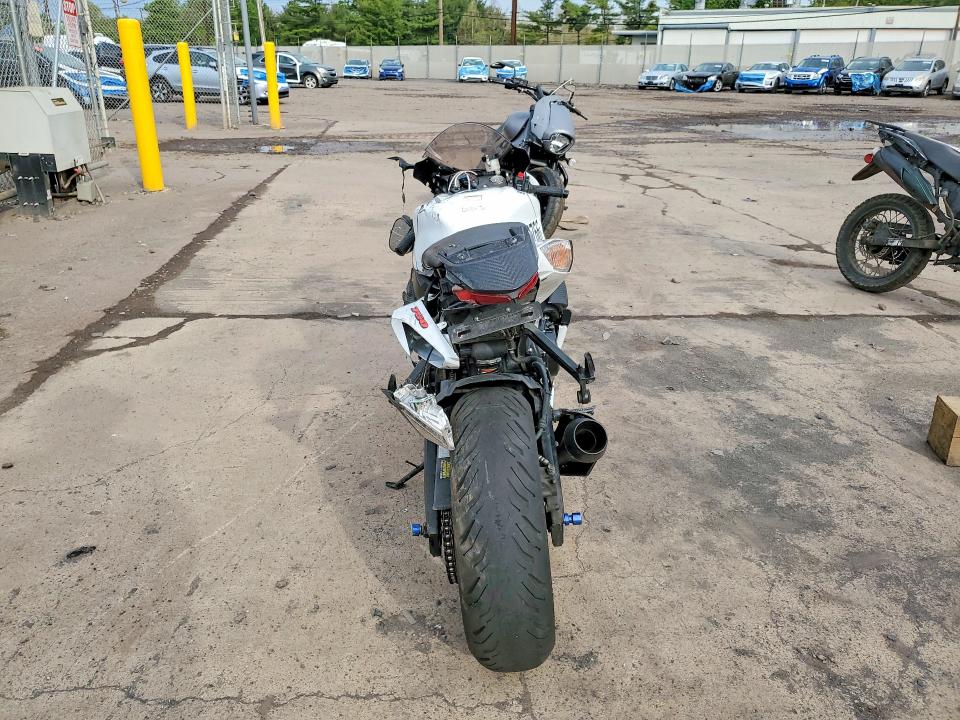 2023 Suzuki Gsx-r VIN JS1GR7MA7P7101449 COPART salvage auction — FRONT END, Pa - Certificate Of Salvage, sold $2,800 on 2026-07-02 (photo 4)