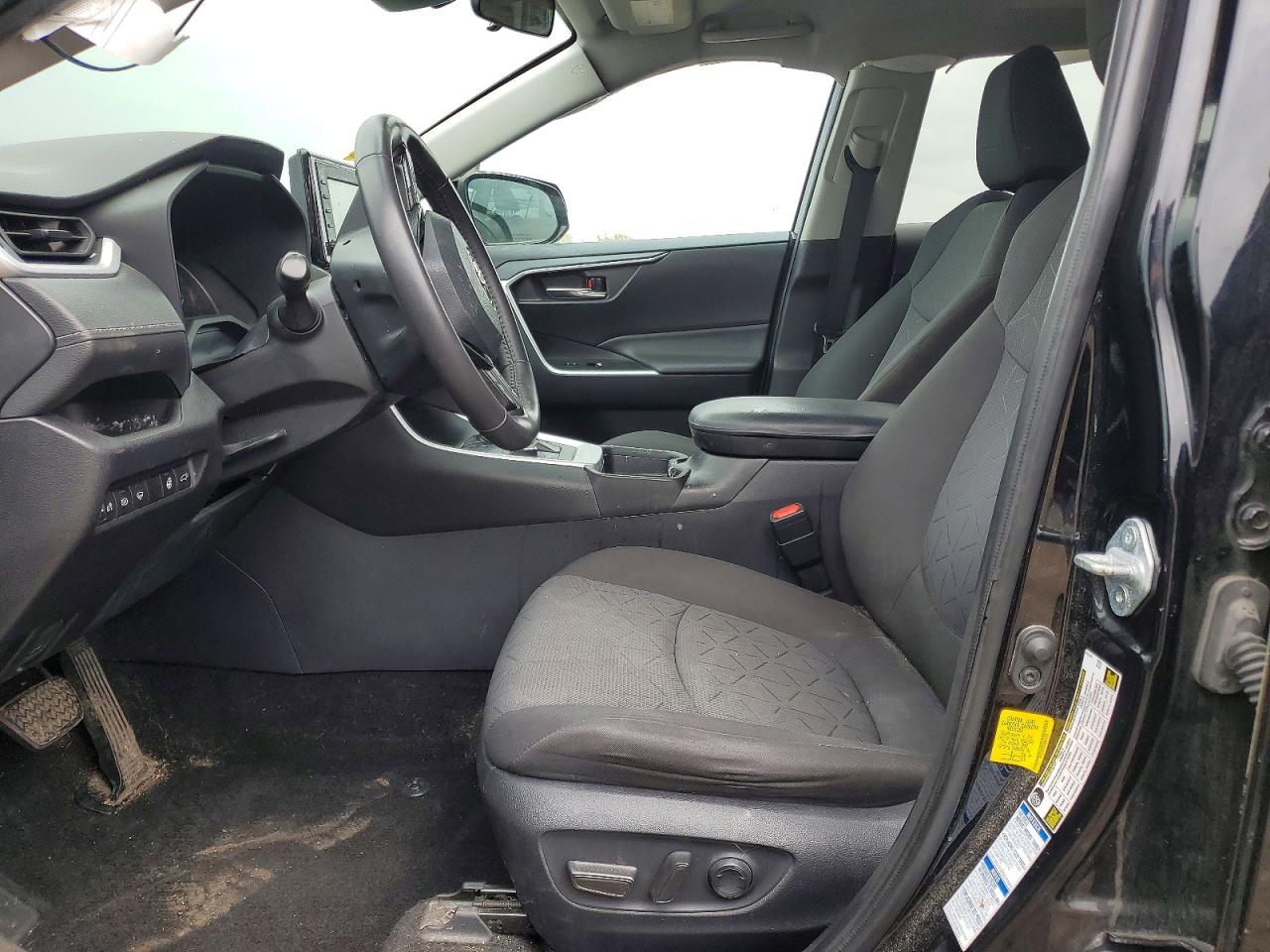 2021 Toyota RAV4 Hybrid VIN 4T3R6RFV2MU013170 COPART salvage auction — Front End, IL - SALVAGE CERTIFICATE, sold $11,100 on 2026-07-10 (photo 7)