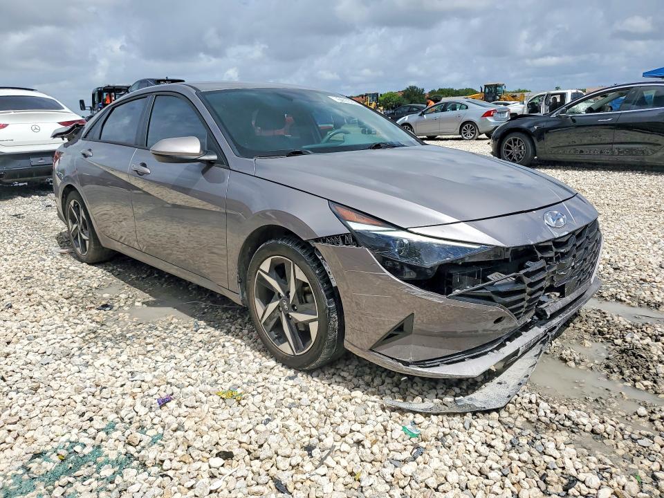 2023 Hyundai Elantra VIN KMHLS4AG8PU611628 COPART salvage auction — REAR END, Fl - Certificate Of Destruction, sold $2,400 on 2026-07-07 (photo 4)