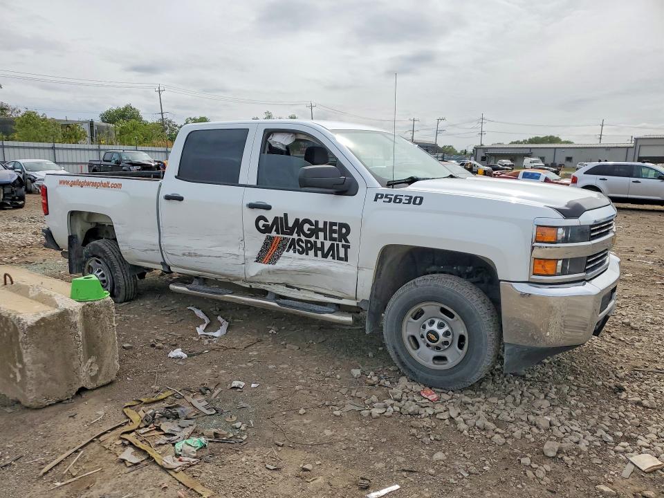 2018 Chevrolet Silverado VIN 1GC1KUEG5JF215027 COPART salvage auction — SIDE, Il - Salvage Certificate, sold $7,100 on 2026-07-03 (photo 4)