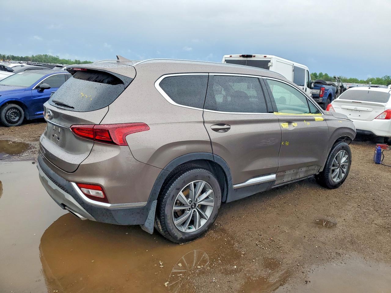 2019 Hyundai Santa Fe VIN 5NMS33ADXKH049051 COPART salvage auction — Front End, IL - SALVAGE CERTIFICATE, sold $5,600 on 2026-06-30 (photo 3)