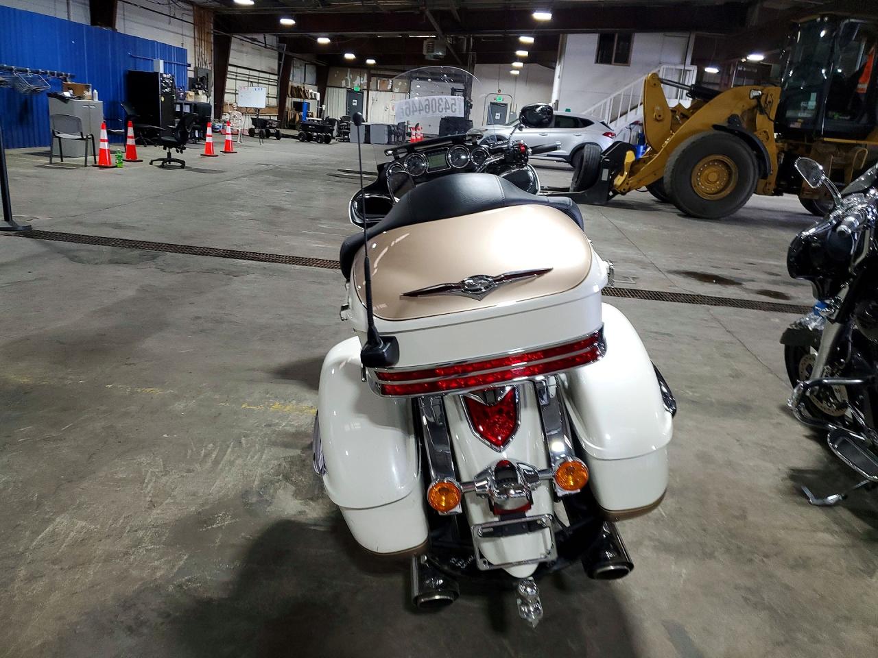 2012 Kawasaki VN1700 VIN JKBVNRA12CA009032 COPART salvage auction — All Over, CO - PUBLIC - SALVAGE TITLE, sold $2,850 on 2026-06-25 (photo 4)