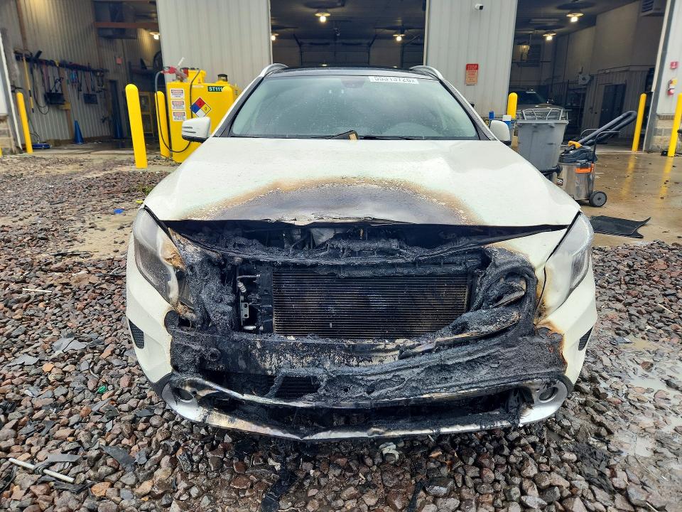 2015 Mercedes-benz Gla-klasse VIN WDCTG4GB4FJ170785 COPART salvage auction — ENGINE BURN, Mo - Salvage Certificate Of Title, sold $1,700 on 2026-08-06 (photo 5)