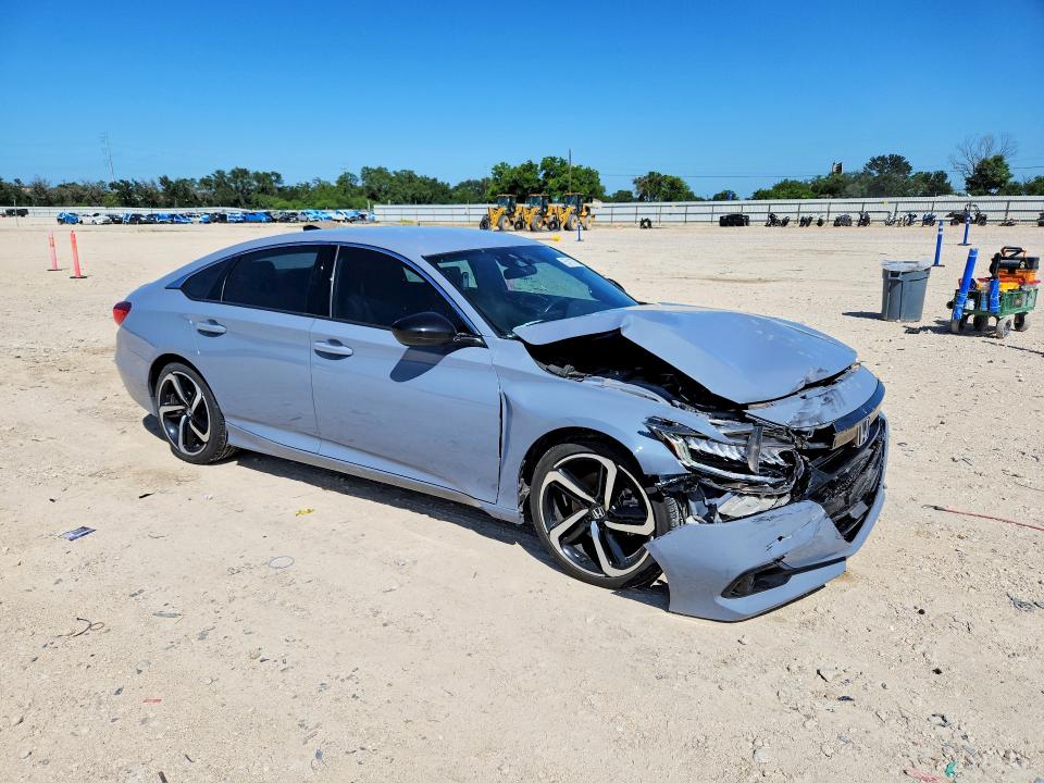 2022 Honda VIN 1HGCV3F24NA031232 COPART salvage auction — FRONT END, Tx - Salvage Vehicle Title, sold $7,100 on 2026-07-09 (photo 4)