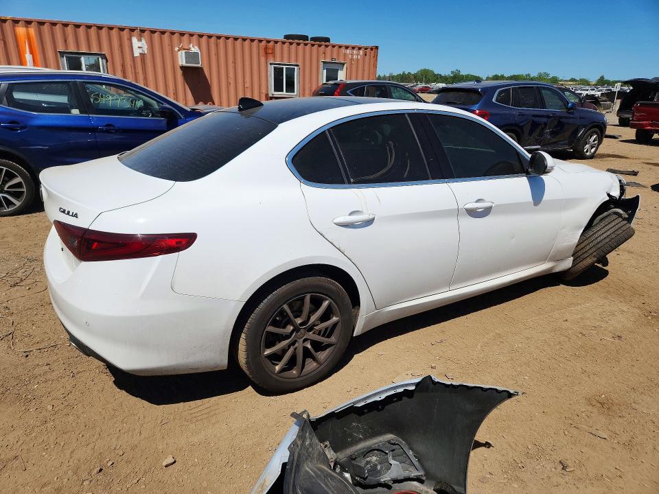 2019 Alfa romeo VIN ZARFANAN0K7600368 COPART salvage auction — SIDE, Il - Salvage Certificate, sold $4,450 on 2026-08-11 (photo 3)