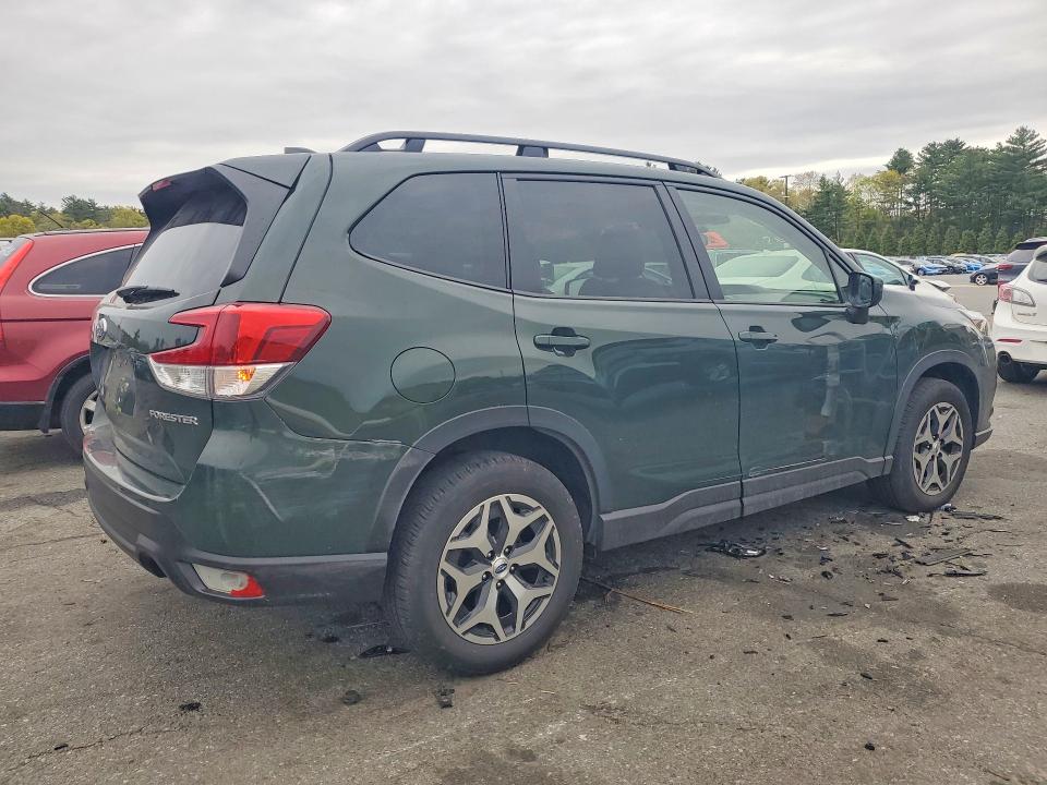 2022 Subaru Forester VIN JF2SKADCXNH410506 COPART salvage auction — SIDE, Id - Salvage Certificate Of Title, sold $5,900 on 2026-07-02 (photo 3)