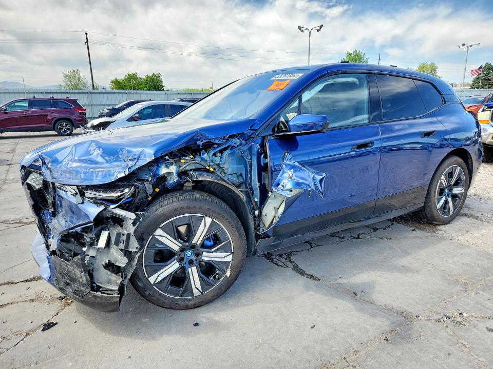 2025 BMW Ix VIN WB523CF08SCU58827 COPART salvage auction — FRONT END, CO - SALVAGE TITLE, sold $22,800 on 2026-07-27 (photo 1)