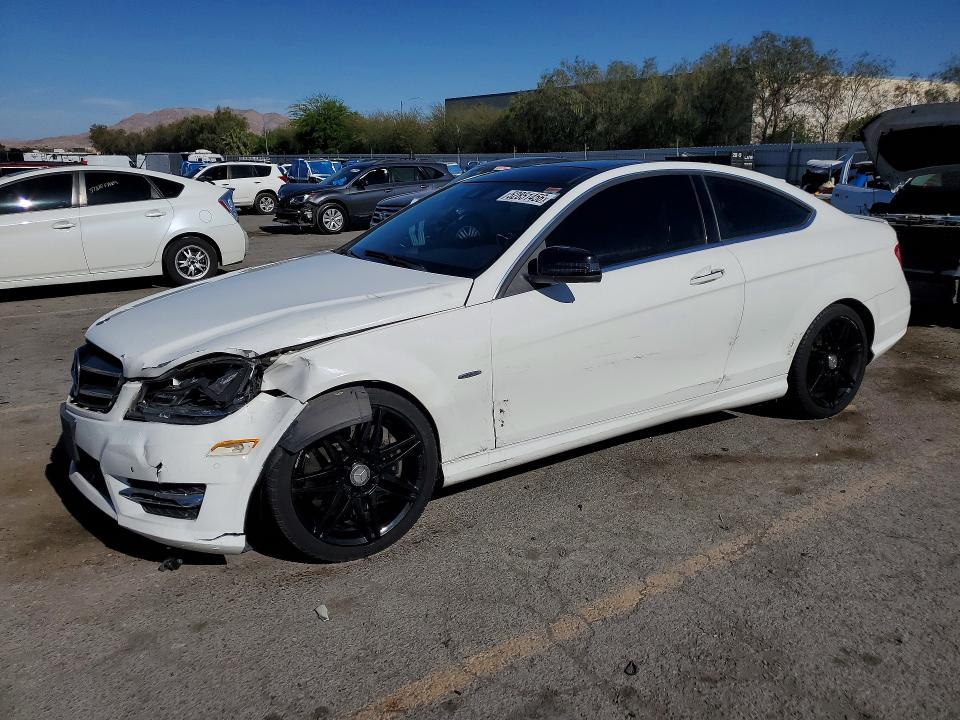 2015 Mercedes-benz VIN WDDGJ4HB7FG389458 COPART salvage auction — FRONT END, Ca - Salvage Certificate, sold $4,500 on 2026-08-06 (photo 1)