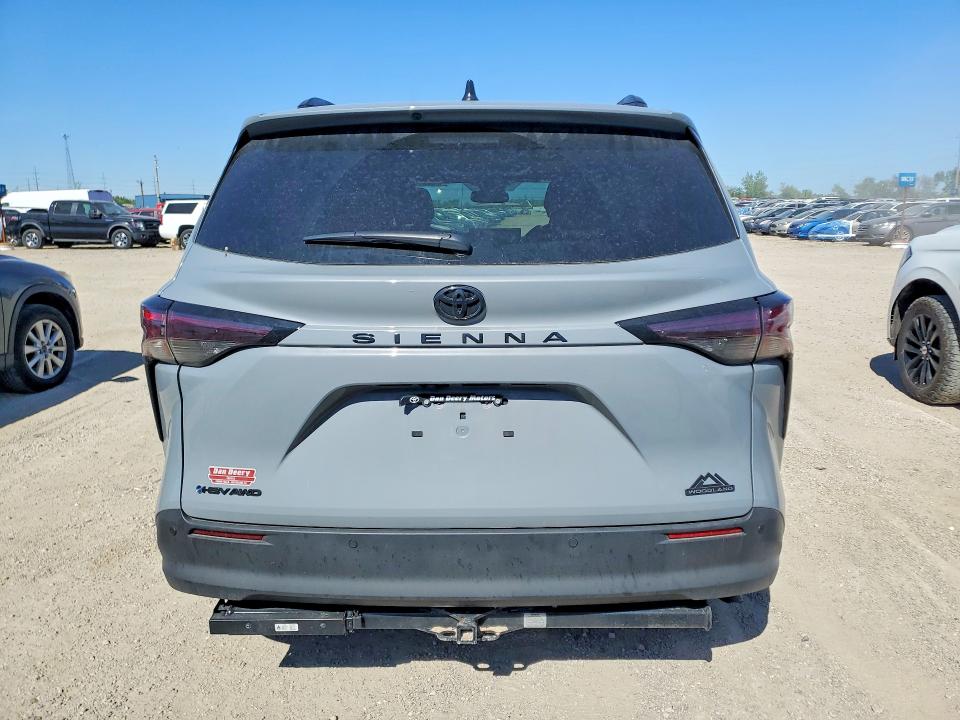 2026 Toyota Sienna VIN 5TDCSKFC2TS231231 COPART salvage auction — HAIL, Ia - Cert Of Title-Salvage Title, sold $37,000 on 2026-07-08 (photo 6)