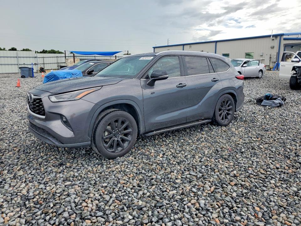 2023 Toyota Highlander VIN 5TDKDRAH9PS027856 COPART salvage auction — REAR END, Fl - Cert Of Title Slvg Rebuildable, sold $5,900 on 2026-07-28 (photo 1)