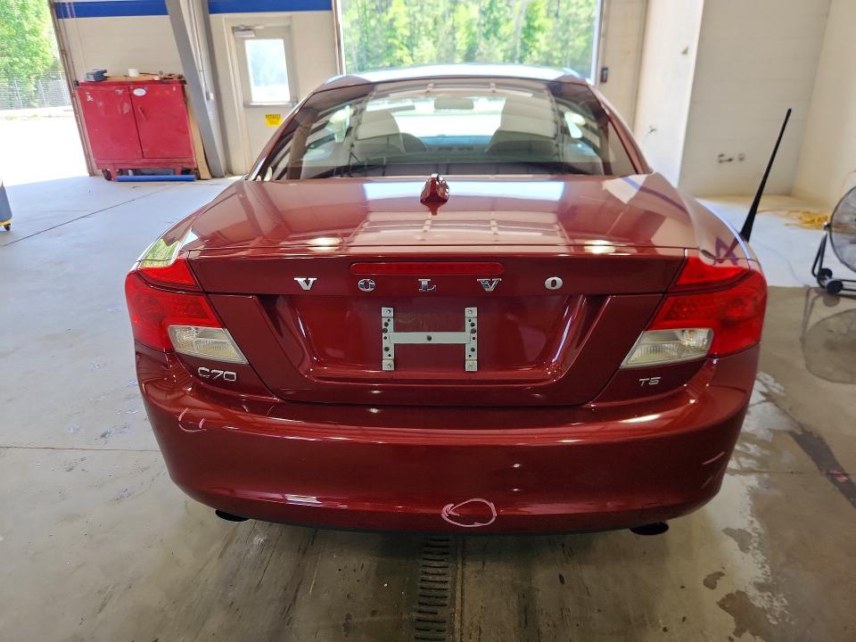 2011 Volvo C70 VIN YV1672MC6BJ108085 COPART salvage auction — SIDE, Va - Cert Of Title - Salvage, sold $1,300 on 2026-07-24 (photo 6)